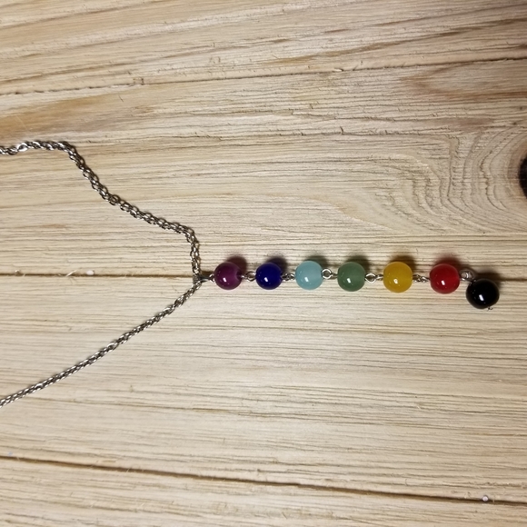 Pretty 7 Chakra Reiki Healing Gemstone necklace - Picture 15 of 16